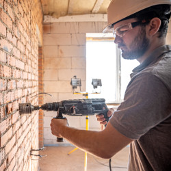 Ako v�ta� do bet�nu, tehly a sadrokart�nu