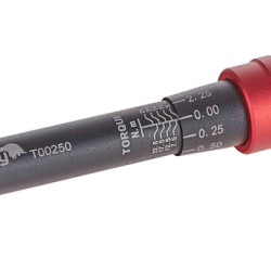 Momentový kľúč: Ako ho správne používať, nastaviť (Nm) a vybrať na kolesá aj bežné skrutky Momentový kľúč: Ako ho správne používať, nastaviť (Nm) a vybrať na kolesá aj bežné skrutky